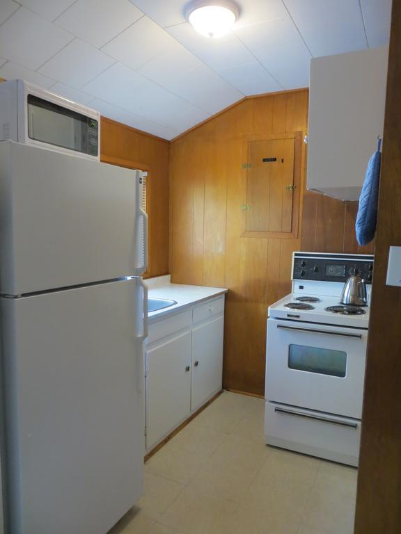 Woodland Cedars Family Resort 2*