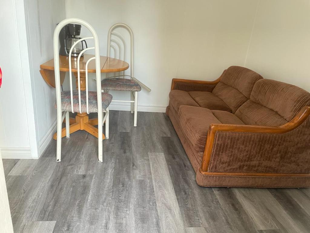 Woodland Cedars Family 2*